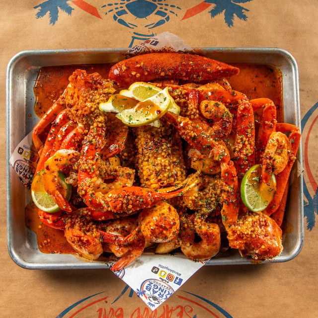 Snow Krab & Shrimp Platter.